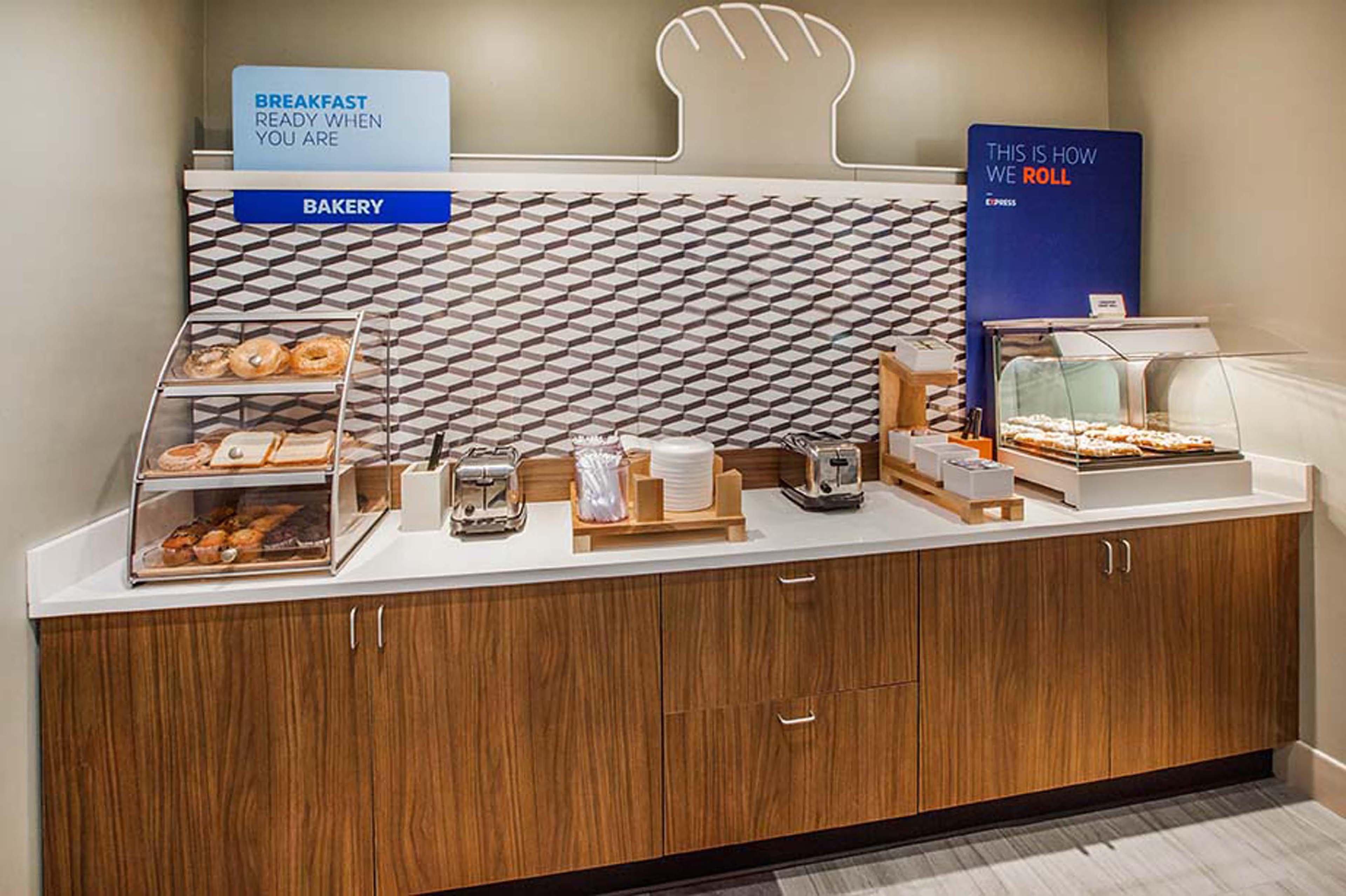 Holiday Inn Express & Suites Tupelo By Ihg Luaran gambar
