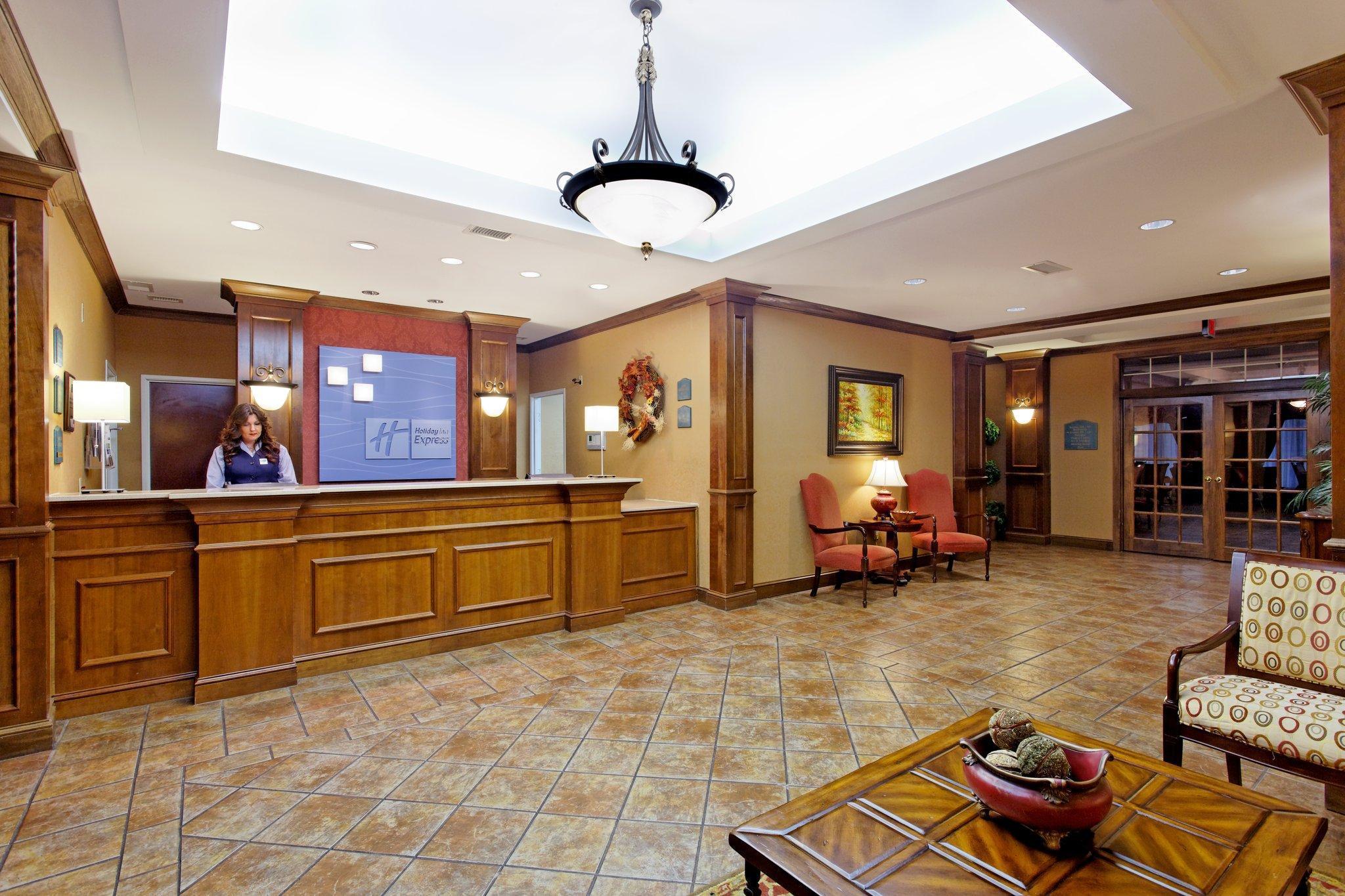 Holiday Inn Express & Suites Tupelo By Ihg Luaran gambar