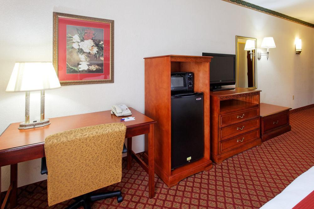 Holiday Inn Express & Suites Tupelo By Ihg Luaran gambar