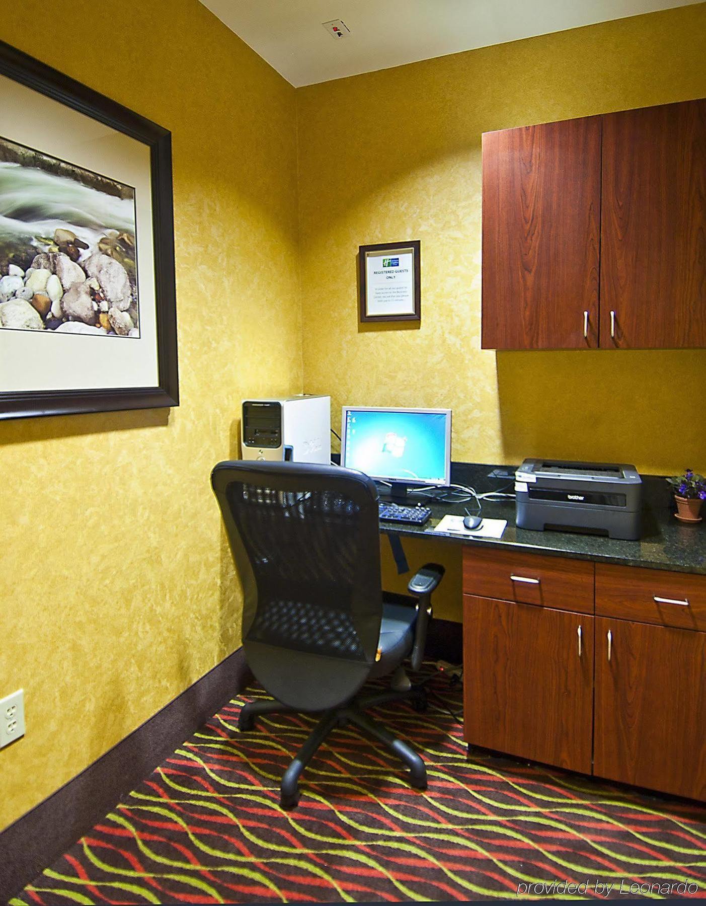 Holiday Inn Express & Suites Tupelo By Ihg Kemudahan gambar