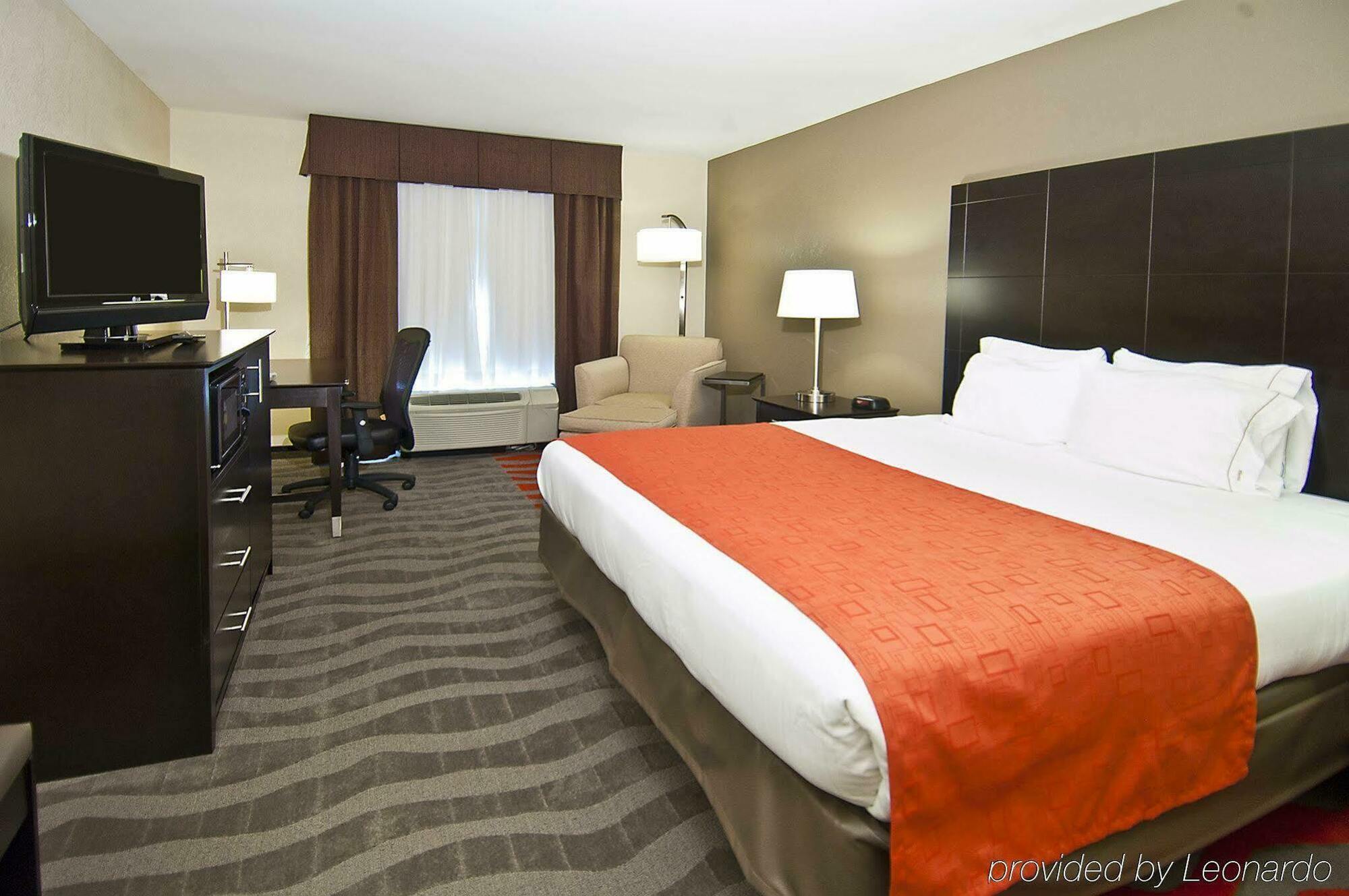 Holiday Inn Express & Suites Tupelo By Ihg Bilik gambar